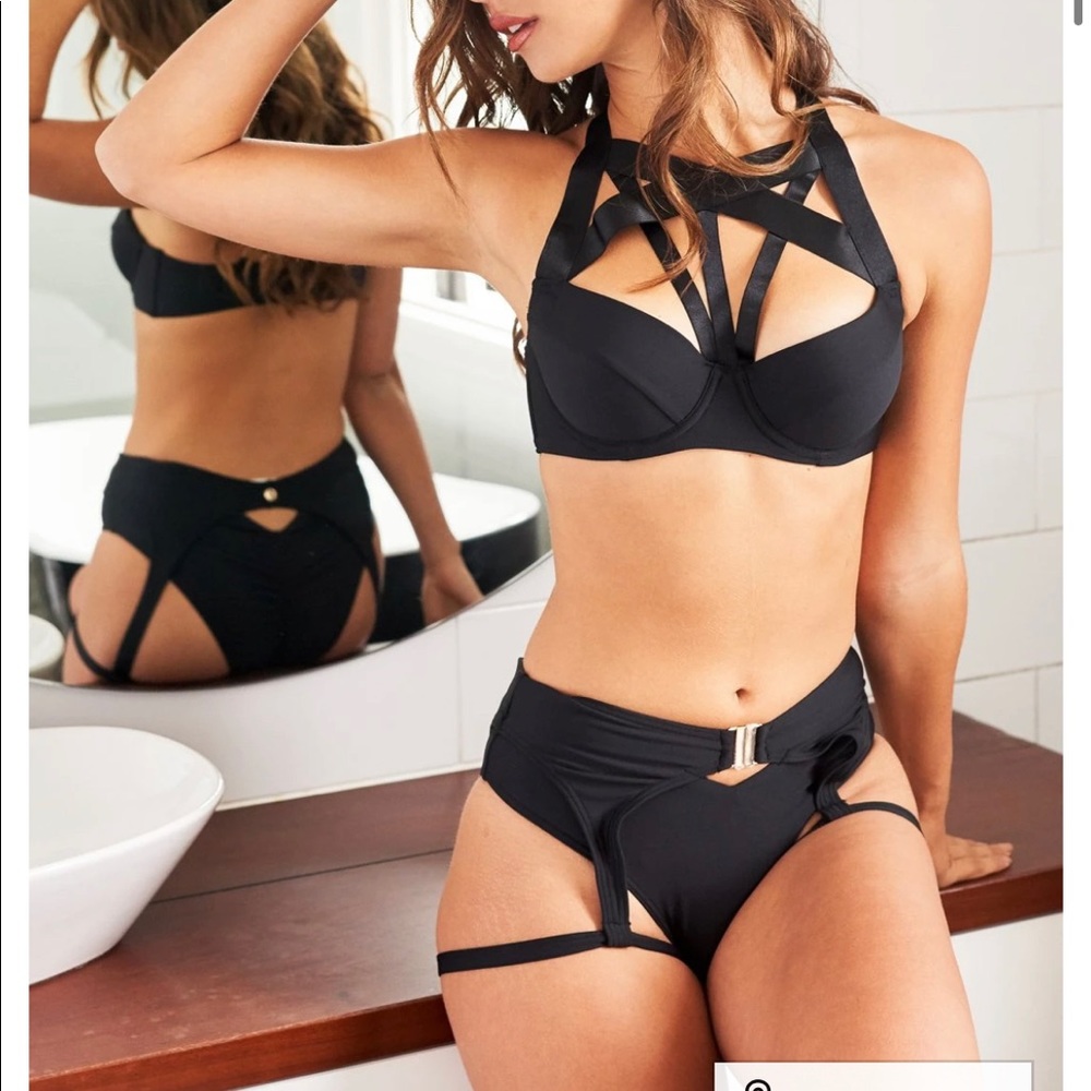 PoleJunkie lunalae Scarlett top recycled pole